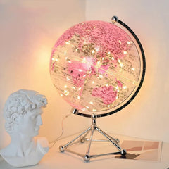 Rosa Nachttischlampe