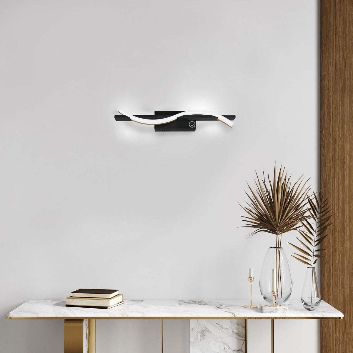 Applique murale LED Bridge Détecteur en métal, noir mat et feuille d'or, hauteur 6,5 cm