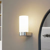 Applique murale Basolo en verre, chromé et blanc, hauteur 17,2 cm, IP44