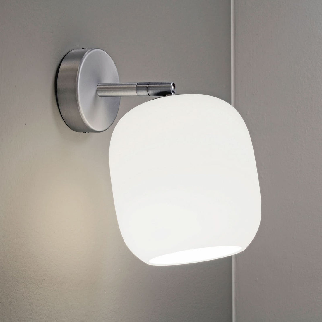 Applique murale Murea en verre, blanc mat