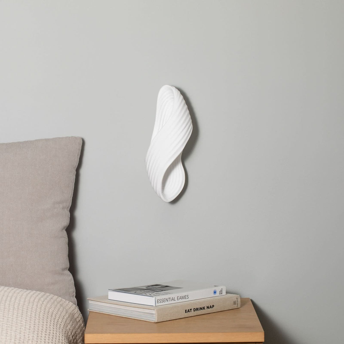 Applique murale Ornela en plâtre, blanc, hauteur 29,5 cm