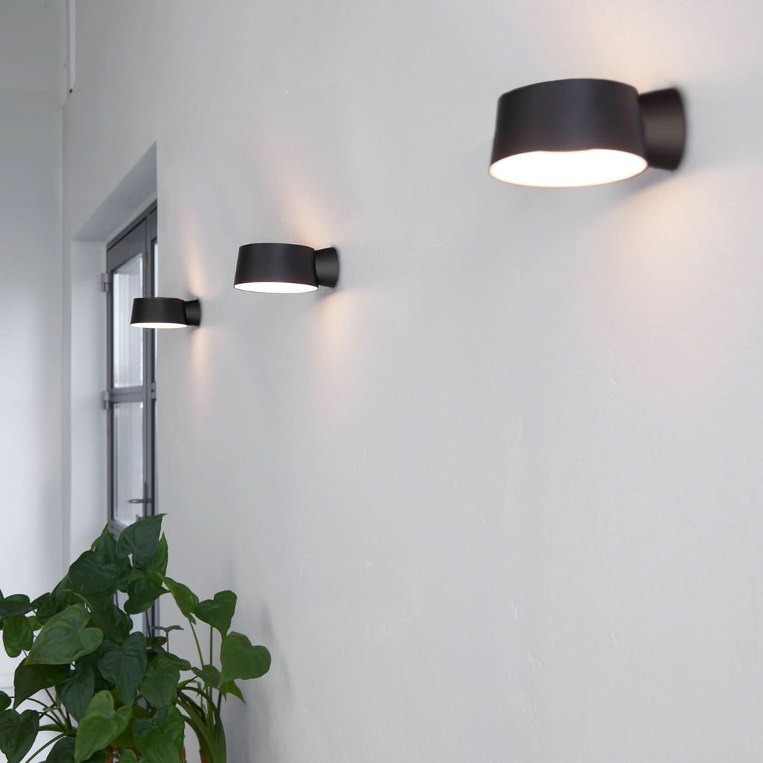 Applique murale LED Cookie en aluminium, noir, Ø 15 cm
