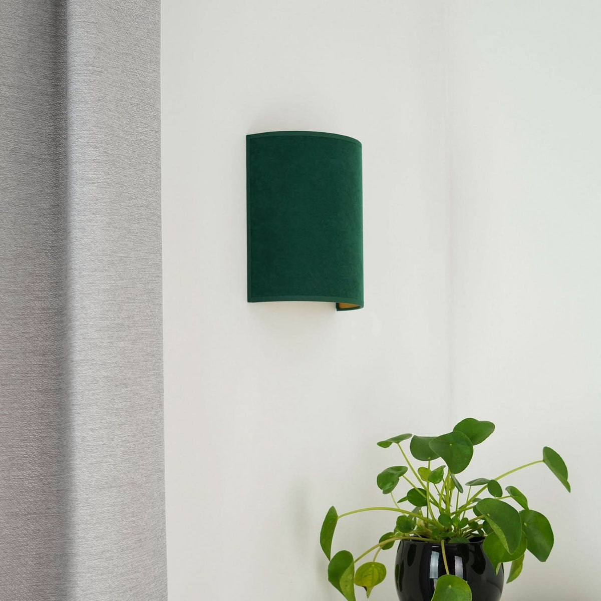 Applique murale Semi Circle en velours, vert foncé, hauteur 24 cm