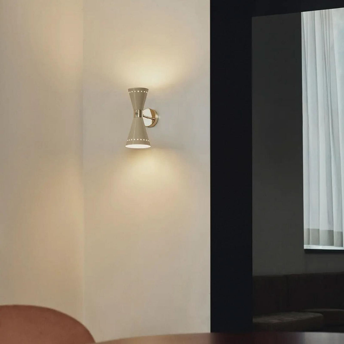 Applique murale Megafono en métal, ivoire et doré, 2 lumières, hauteur 31 cm