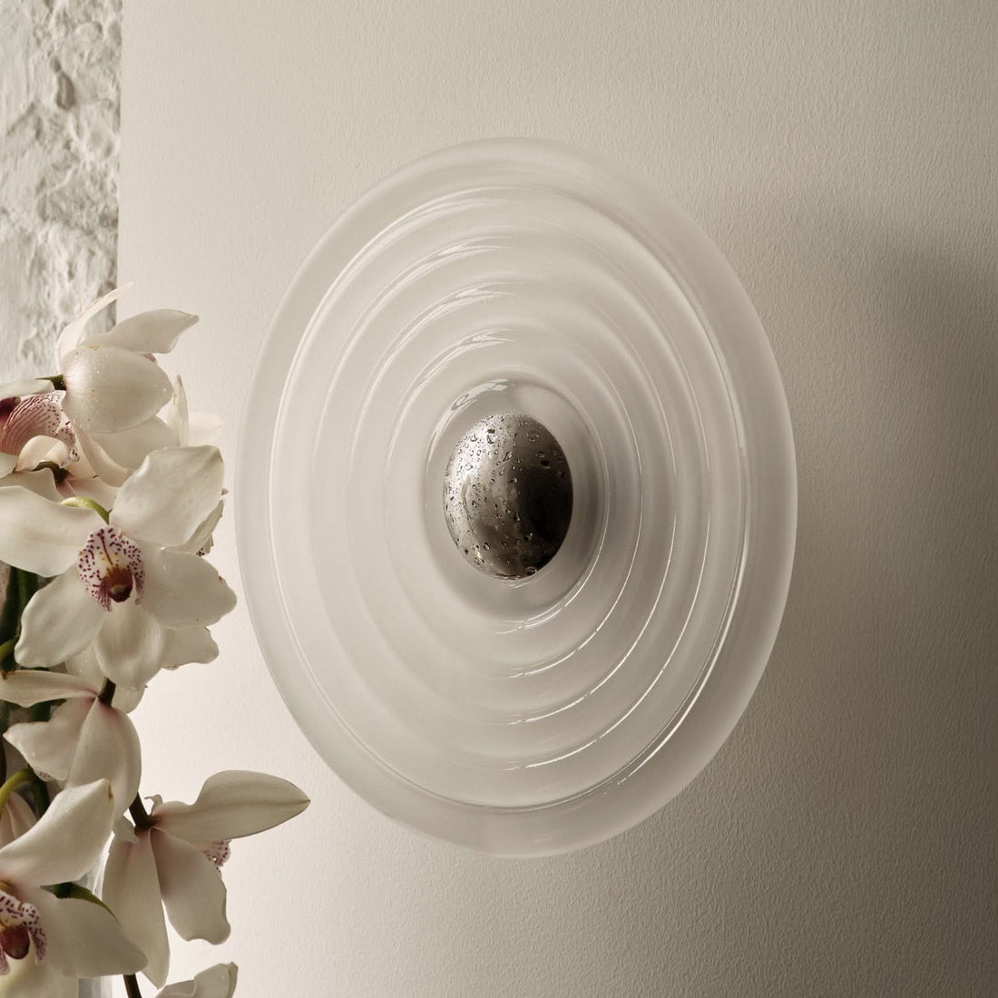 Applique murale LED Press Sphere Mini en verre, blanc satiné, Ø 21,5 cm