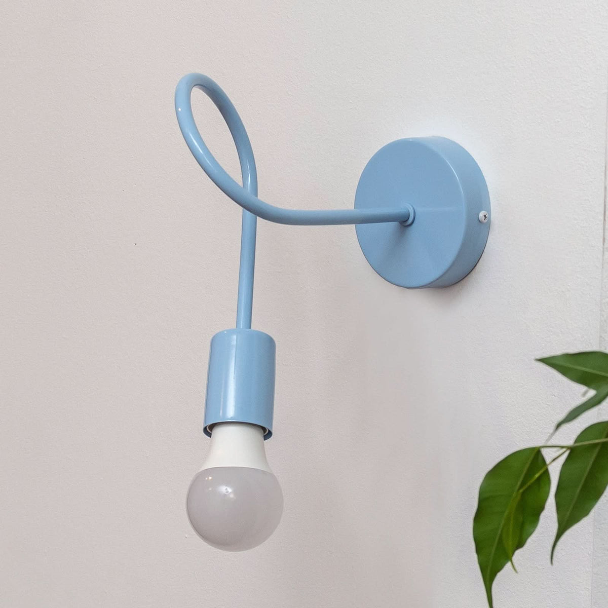Applique murale Oxford en métal, bleu clair