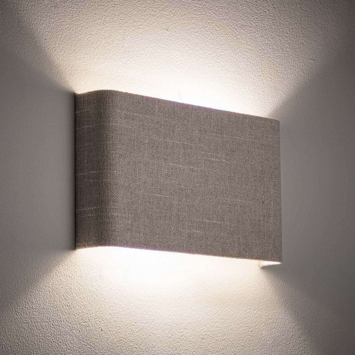 Applique murale Santana B en tissu, crème, 2 lumières, hauteur 15 cm