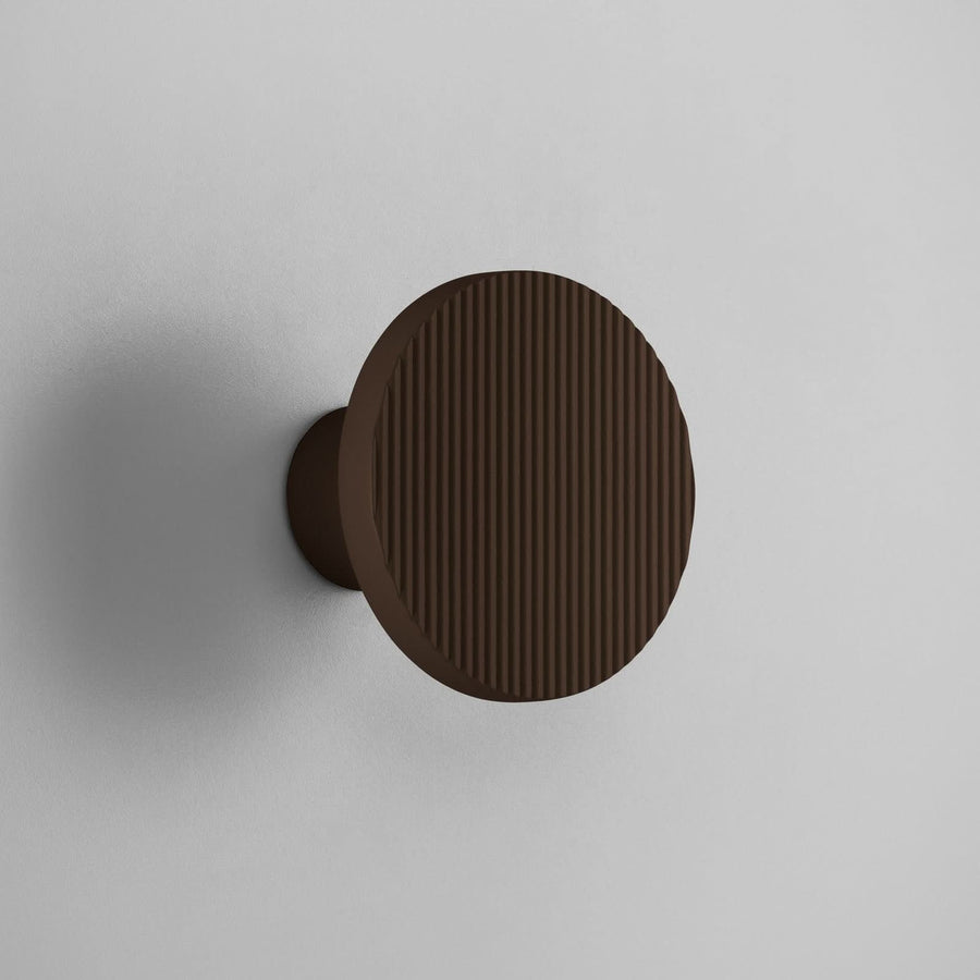 Applique murale LED Arid A/01 en aluminium, marron, Ø 14 cm, IP44