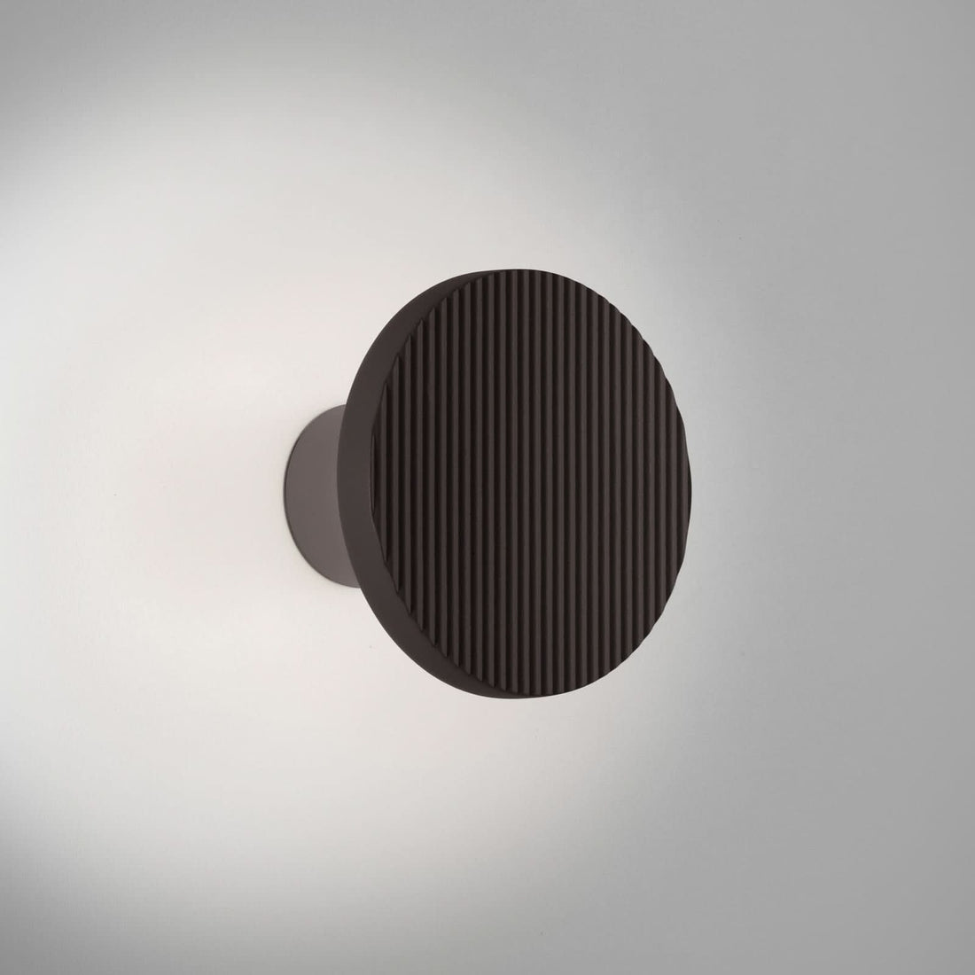 Applique murale LED Arid A/01 en aluminium, noir, Ø 14 cm, IP44