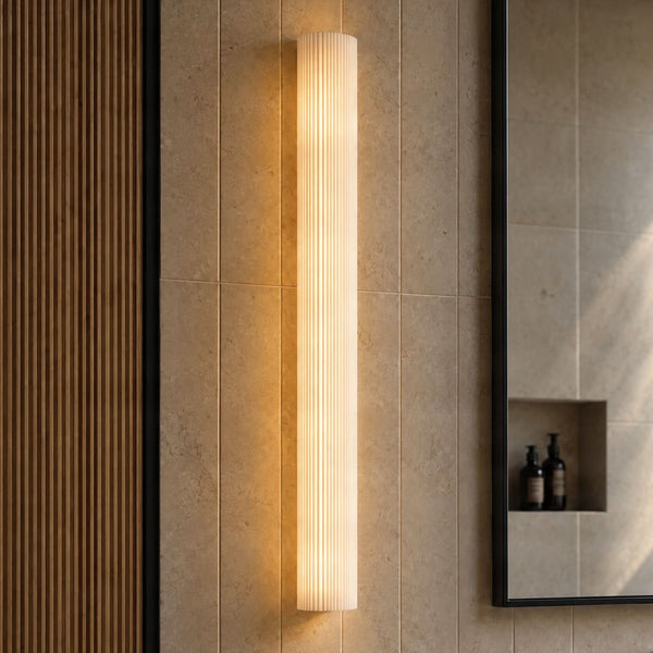 Applique murale LED Victoire en verre, blanc, hauteur 70 cm, IP44