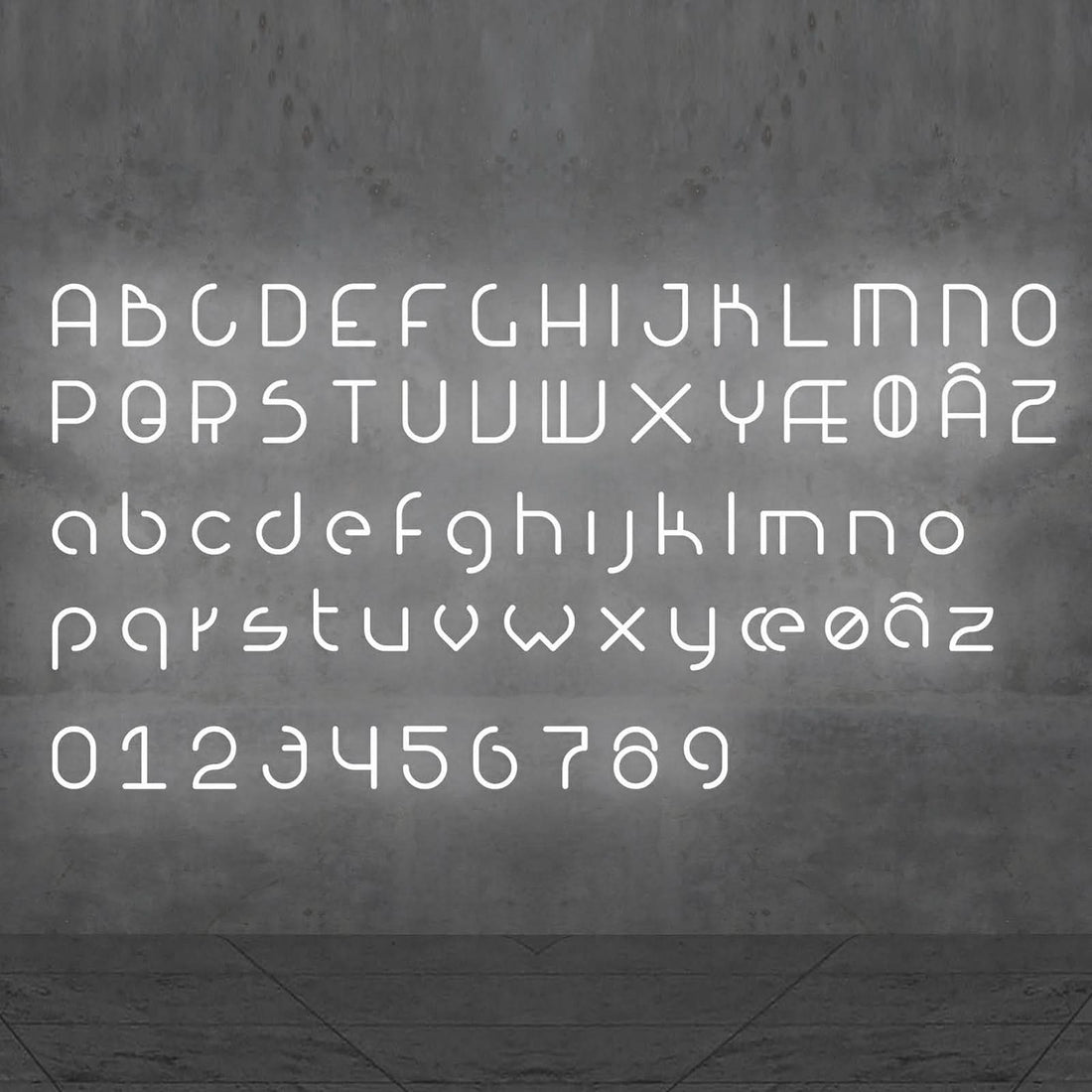 Applique murale LED Alphabet en aluminium, blanc, hauteur 95 cm, 3000 K, 19 W, largeur 65 cm