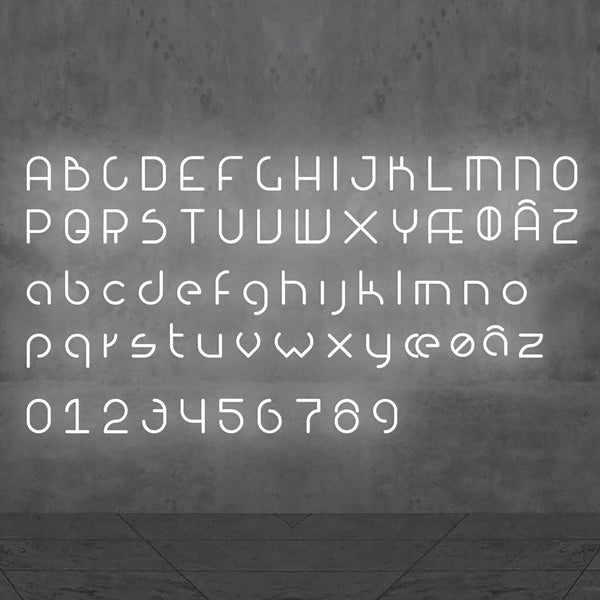 Applique murale LED Alphabet en aluminium, blanc, hauteur 95 cm, 3000 K, 27 W, largeur 65 cm, modèle 2