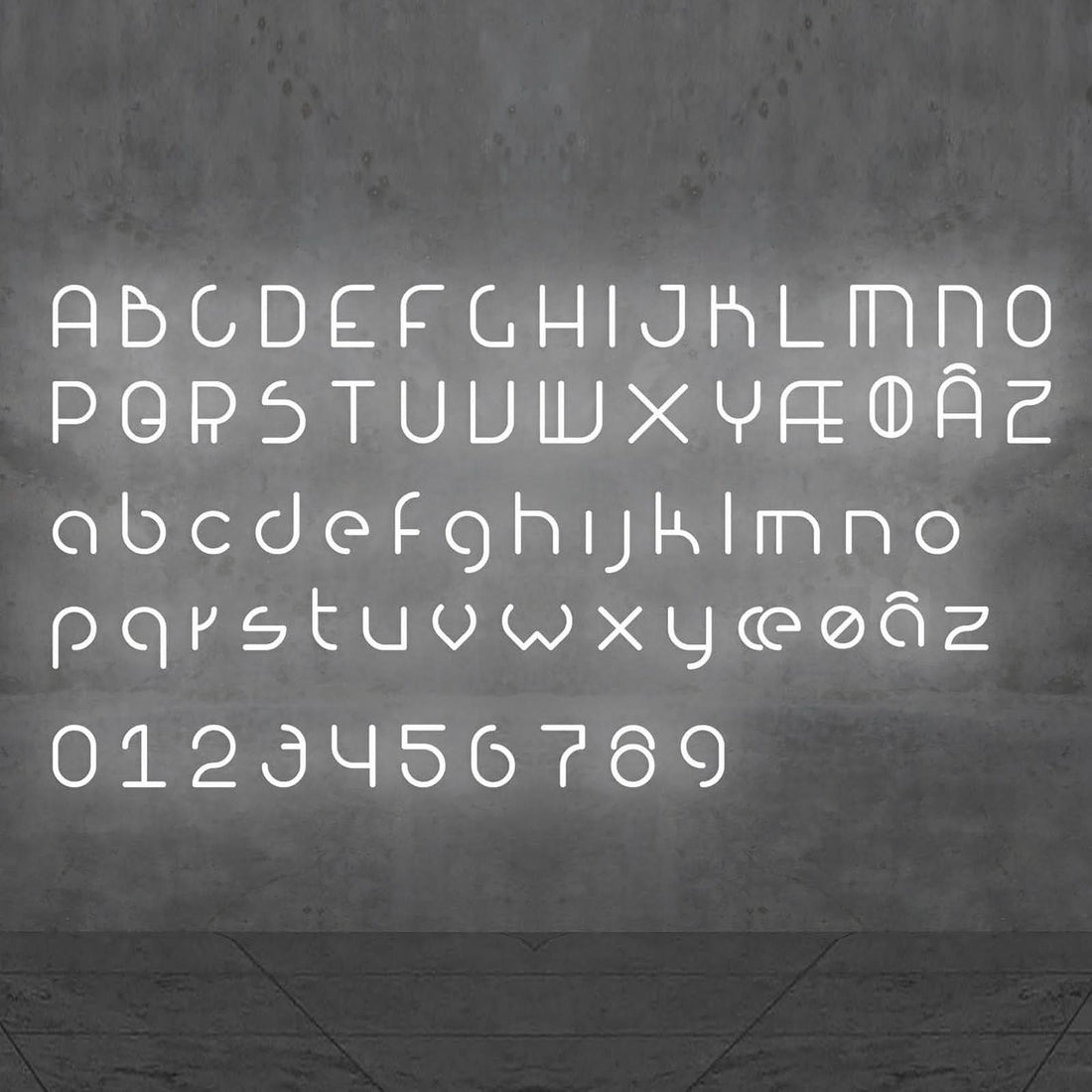 Applique murale LED Alphabet en aluminium, blanc, hauteur 95 cm, 3000 K, 31 W, largeur 65 cm, modèle 2