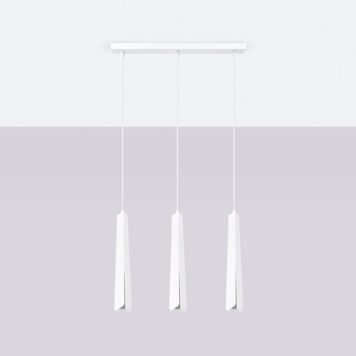 Vue entière de la suspension sur fond gris avec bandeau horizontal, présentation produit neutre