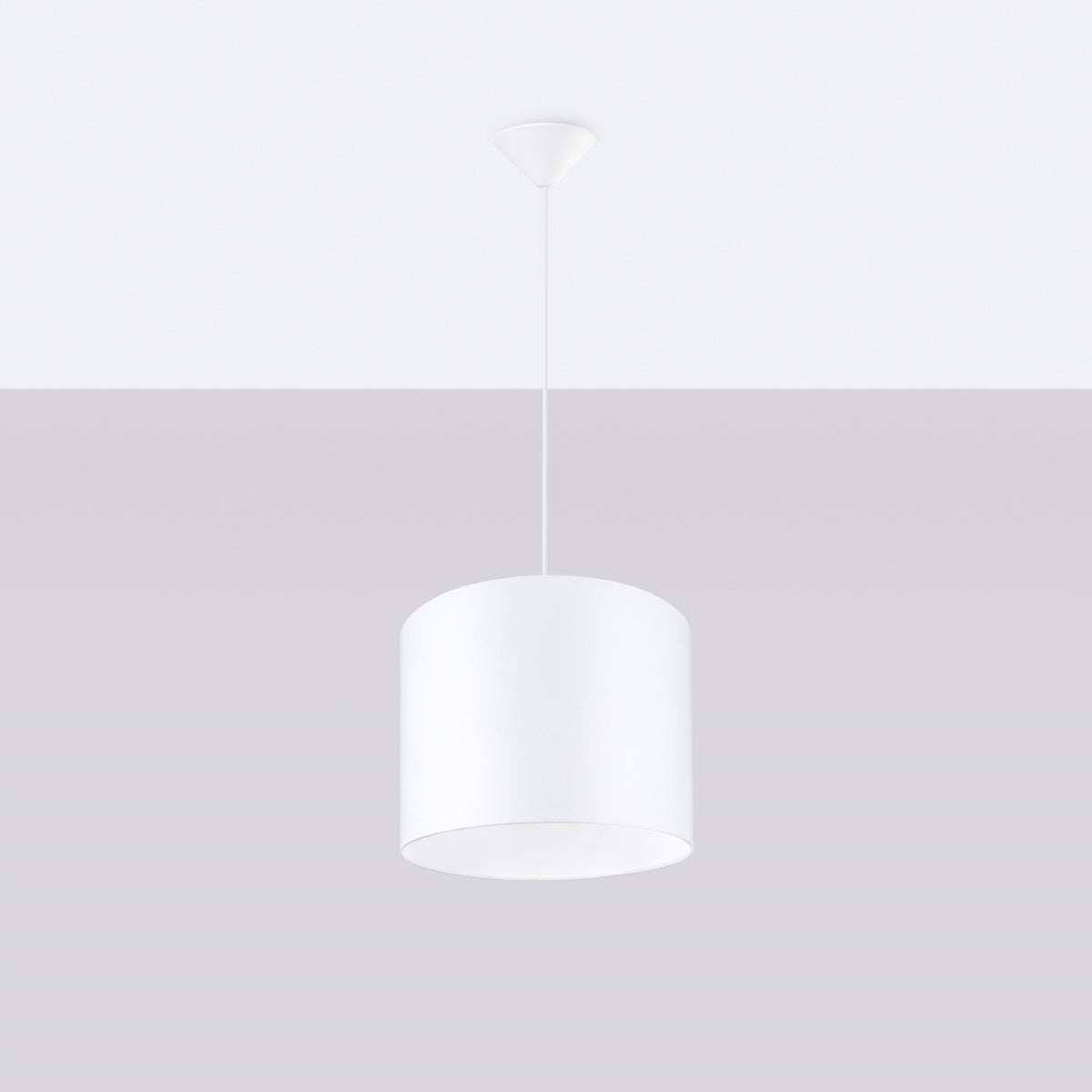 Vue d'ensemble de la suspension blanche avec câble et rosace sur fond gris