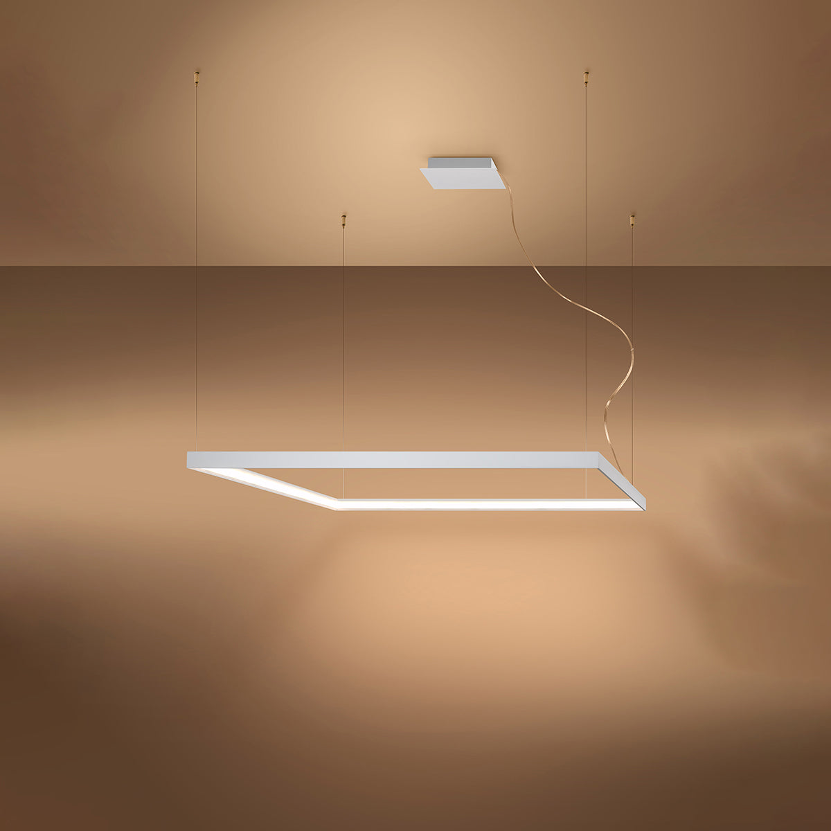 Mise en ambiance chaleureuse montrant la lumière diffusée par le cadre allumé