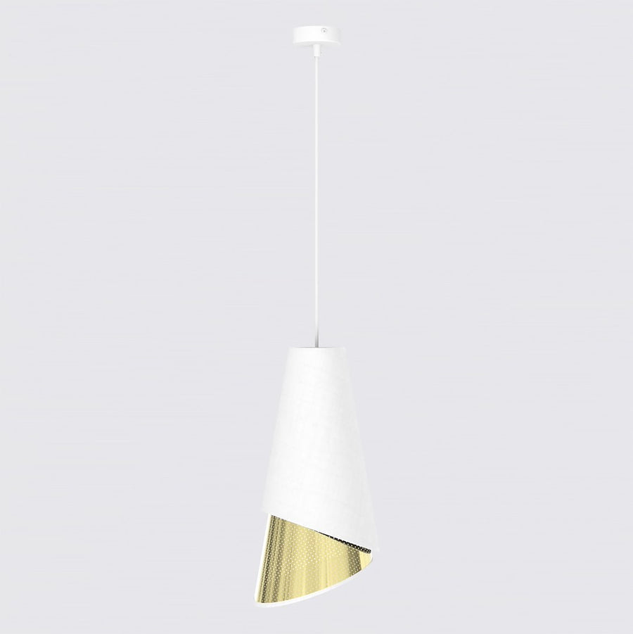 Suspension blanche en tissu vue de face, intérieur doré perforé visible sur fond neutre