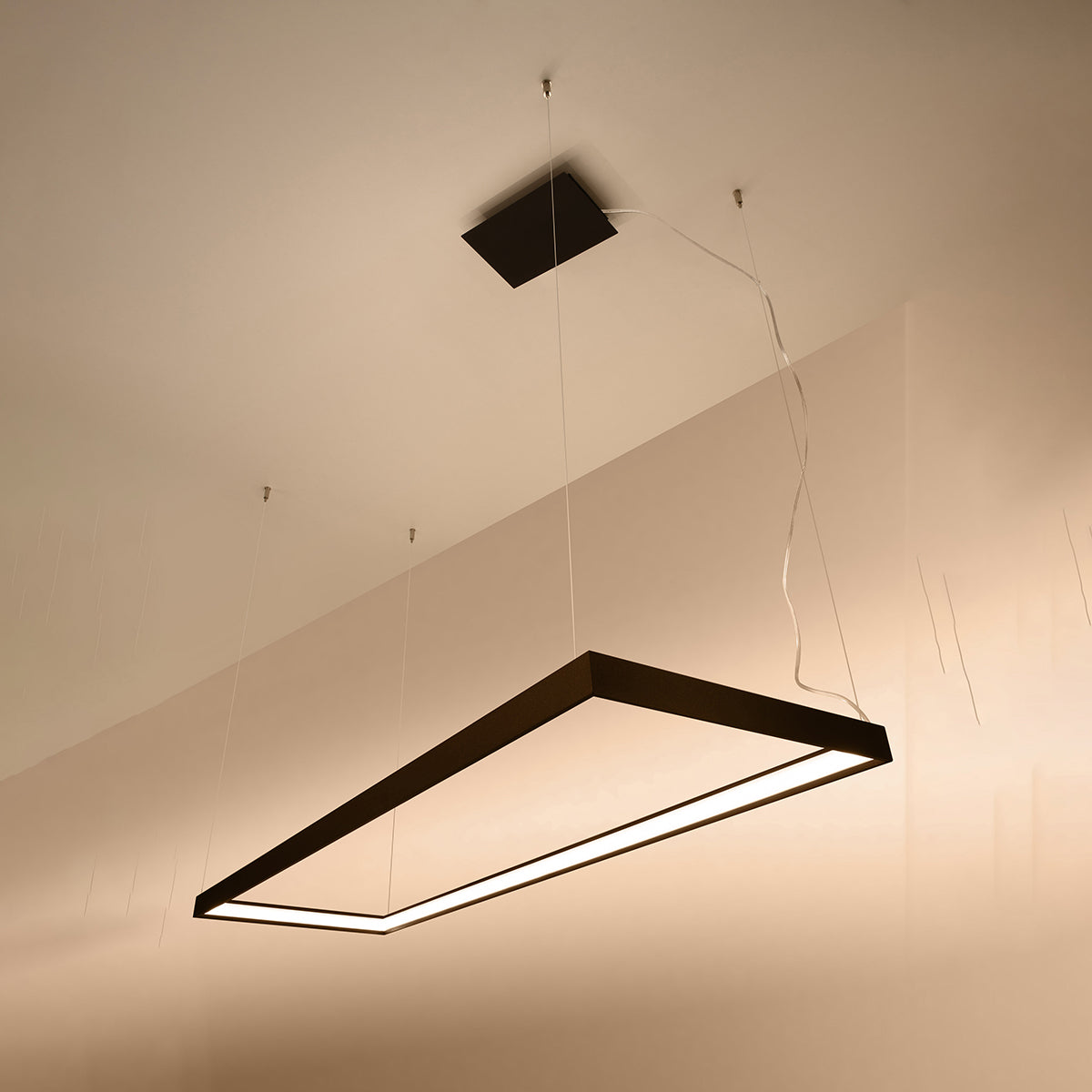 Lustre TUULA L 3000K