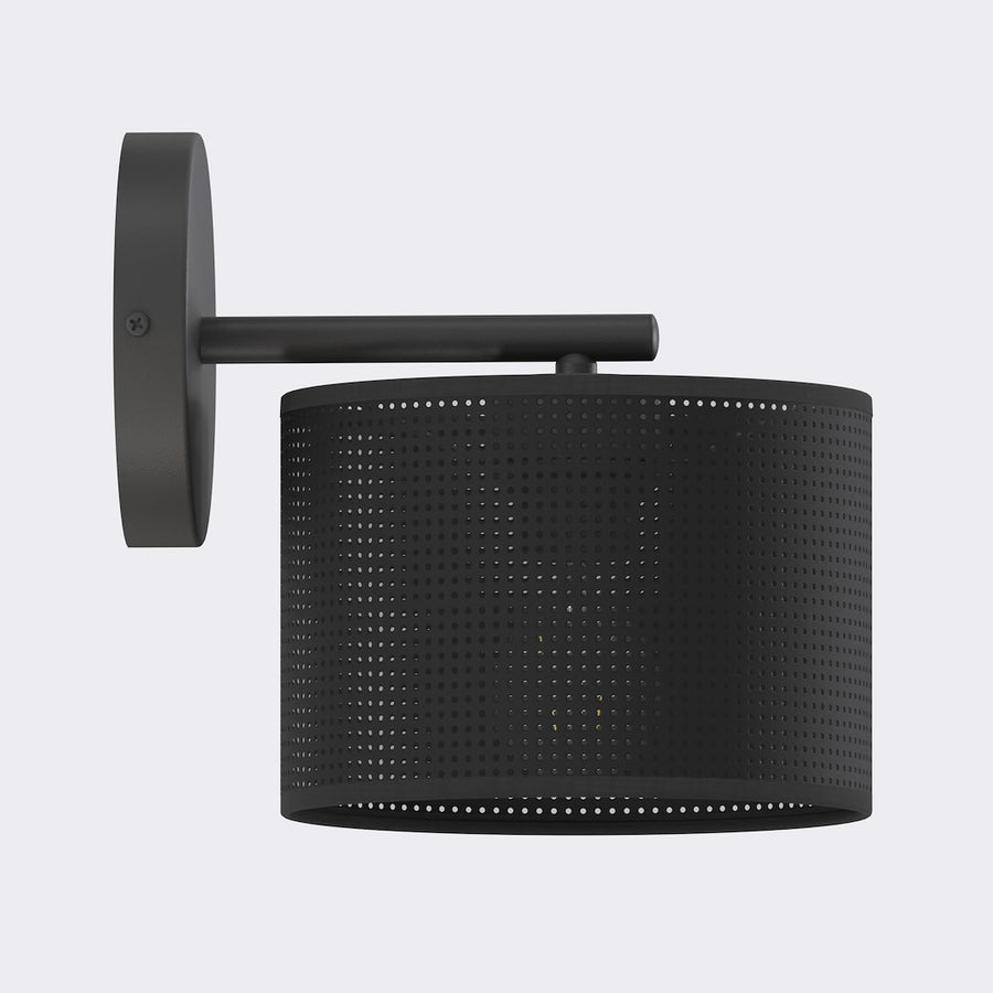Applique murale noire vue de profil, abat-jour cylindrique perforé sur bras métallique fin