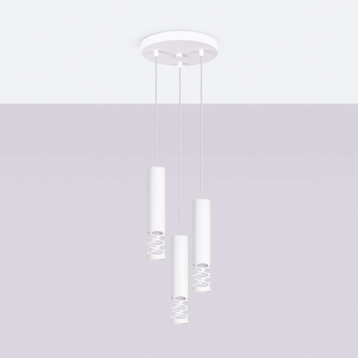 Vue d'ensemble sur fond gris clair du luminaire suspendu à trois cylindres