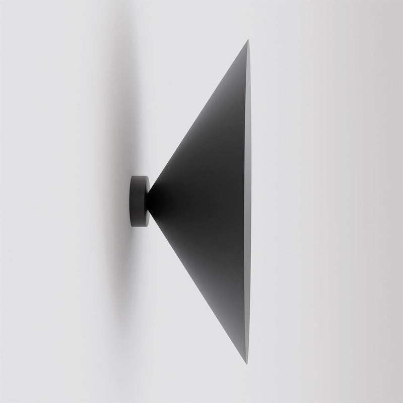 Applique murale Mono noire, verre blanc, H 50 cm