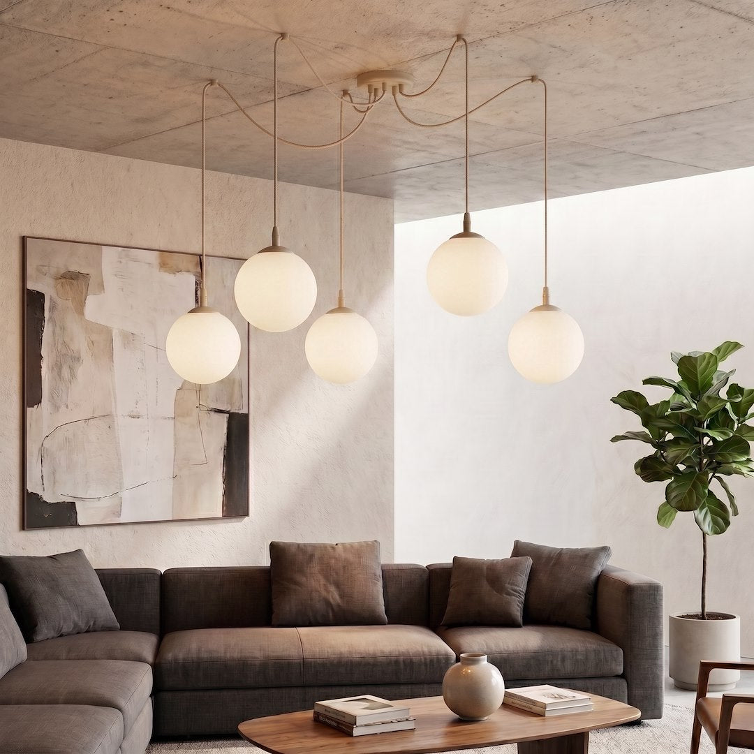 Suspension Gigi 5 lumières beige, verre blanc