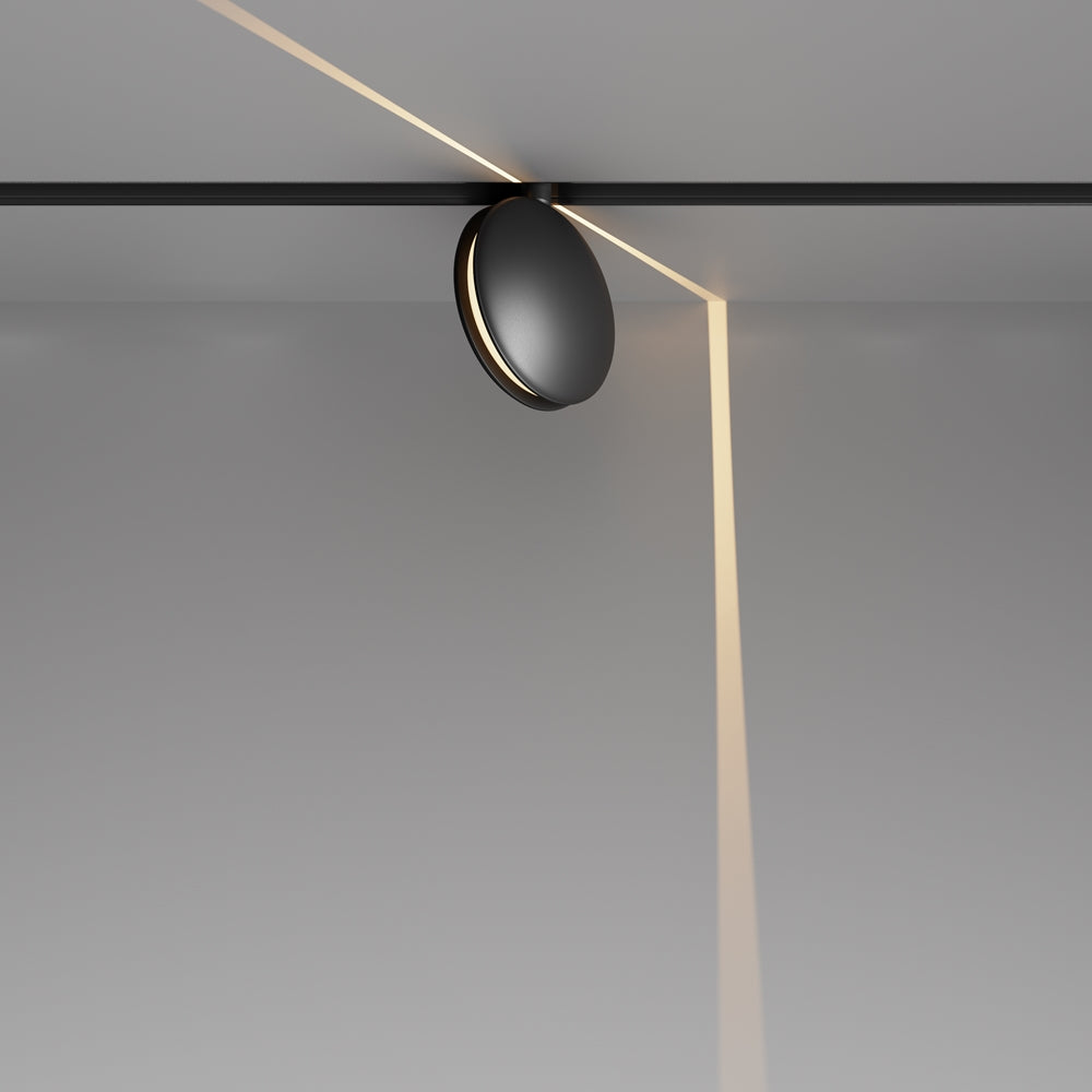 Mise en ambiance avec faisceau lumineux projeté dans la pièce.