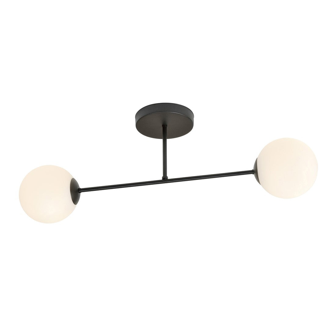 Luminaire allumé, globes opale diffusant une lumière douce et chaude