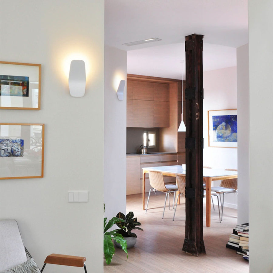 Applique murale LED Ashiya en aluminium, blanc mat, hauteur 27 cm