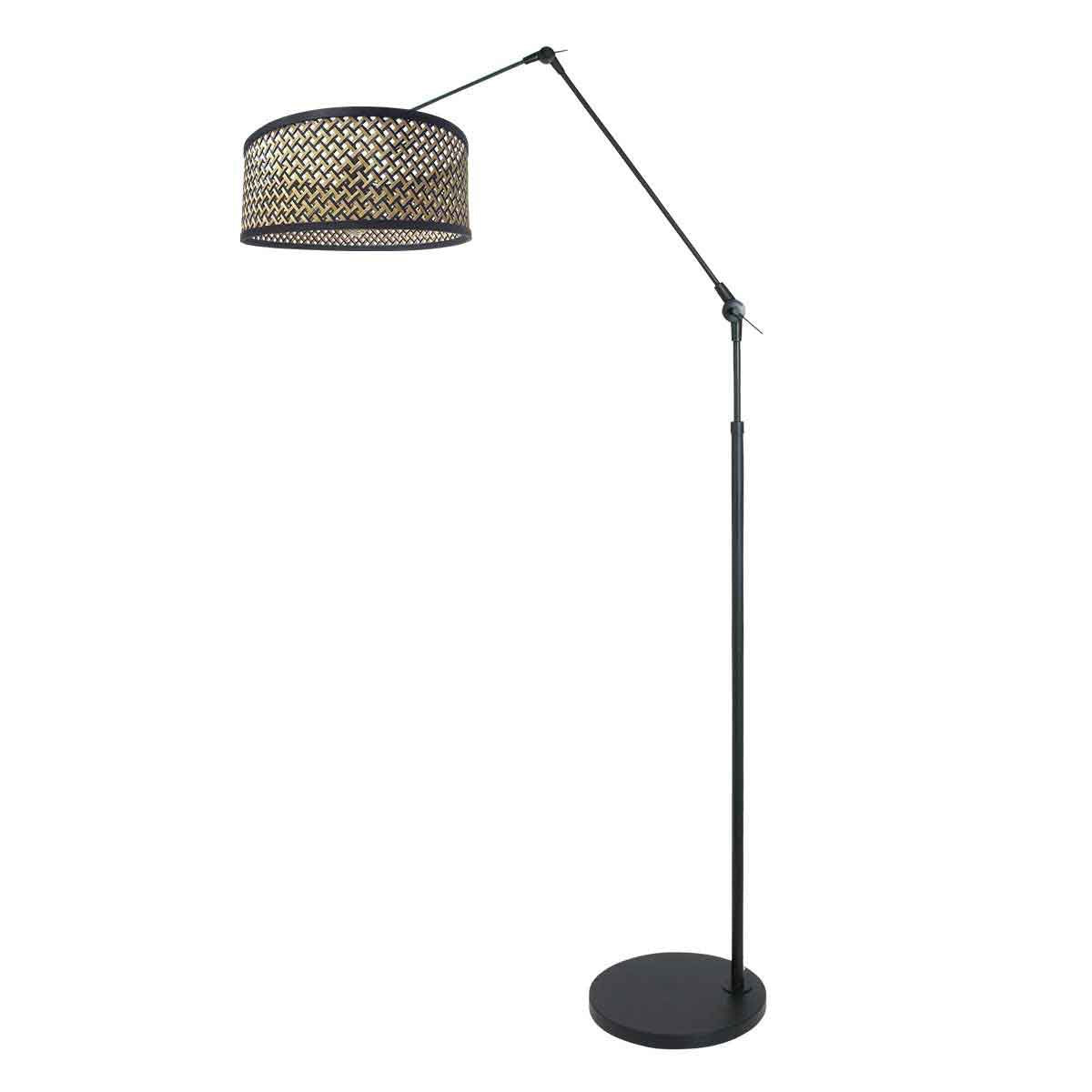 Lampadaire noir vu de profil, long bras incliné portant l'abat-jour cylindrique