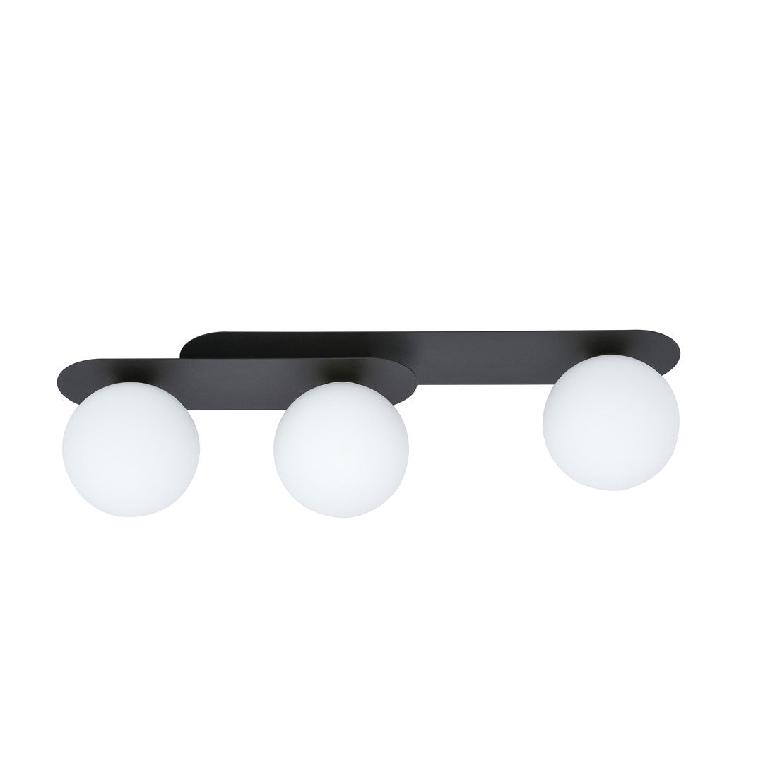Vue de face du plafonnier, globes opalins allumés et platine noire