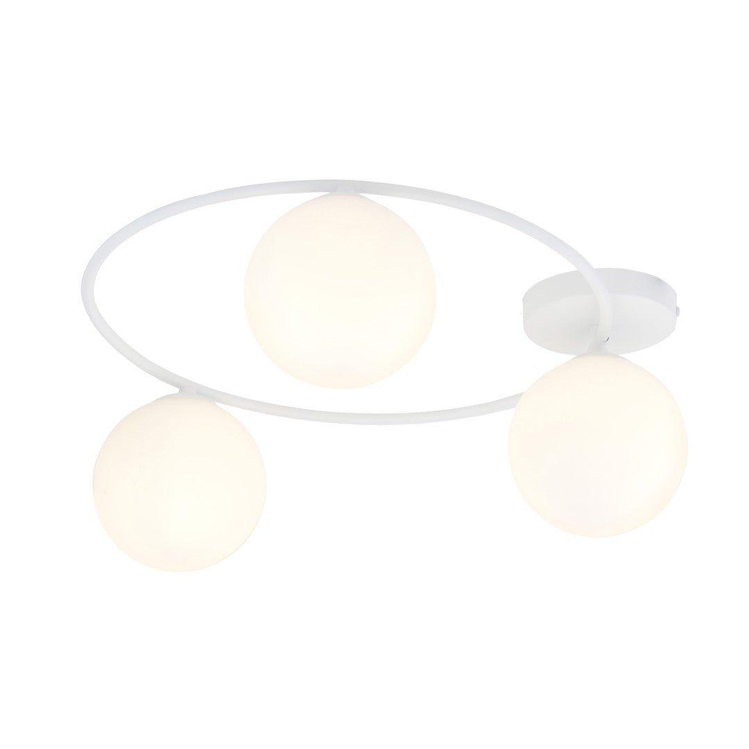 Vue de face du luminaire éteint, trois globes opale fixés sur cercle blanc