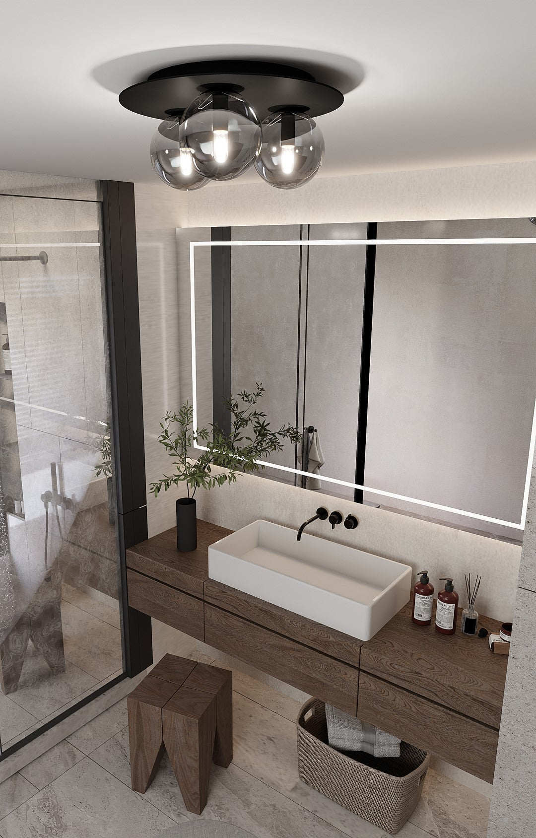 Plan large de la salle de bain en bois et pierre, plafonnier allumé au plafond
