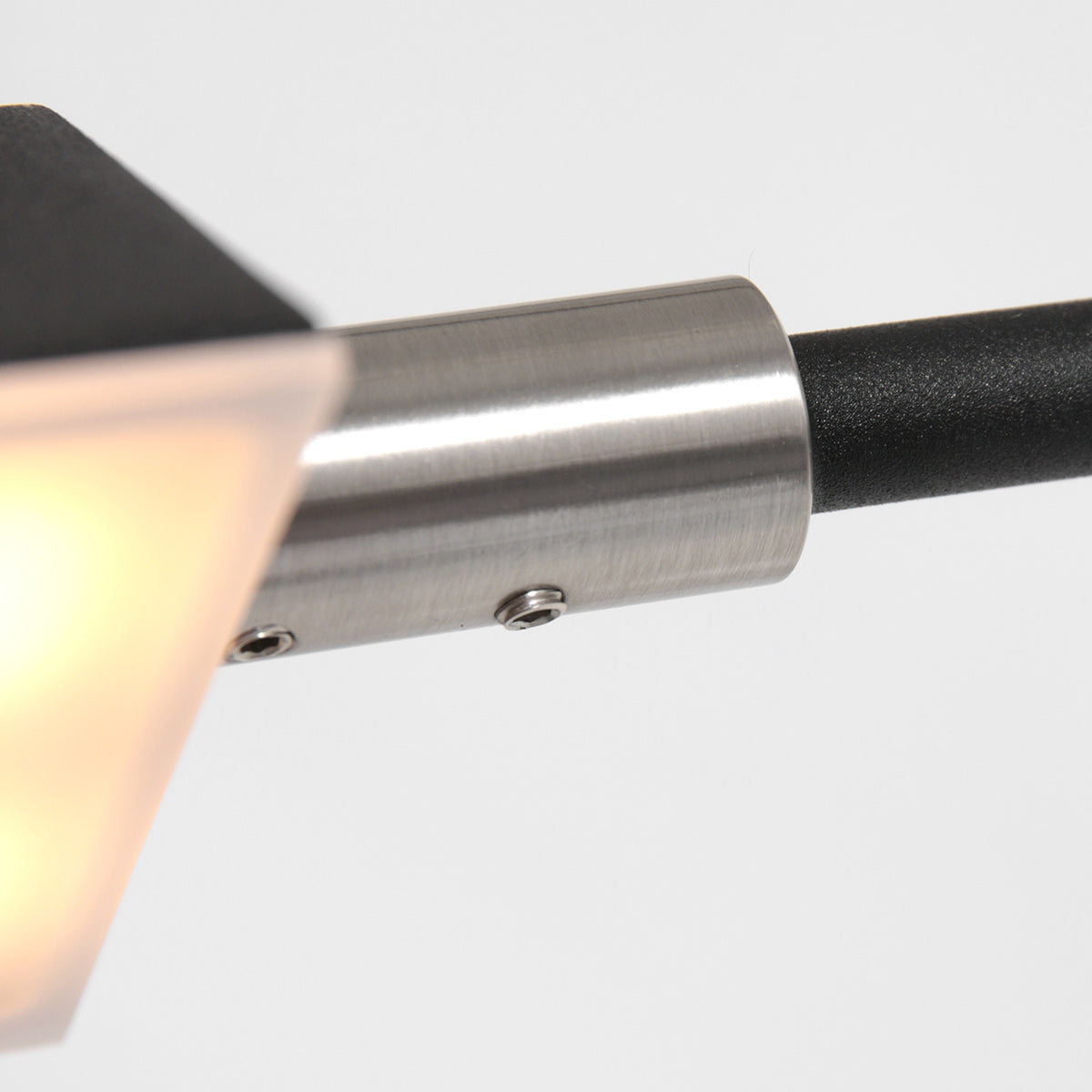Lampe De Sol Noir Dimmable | Gyle