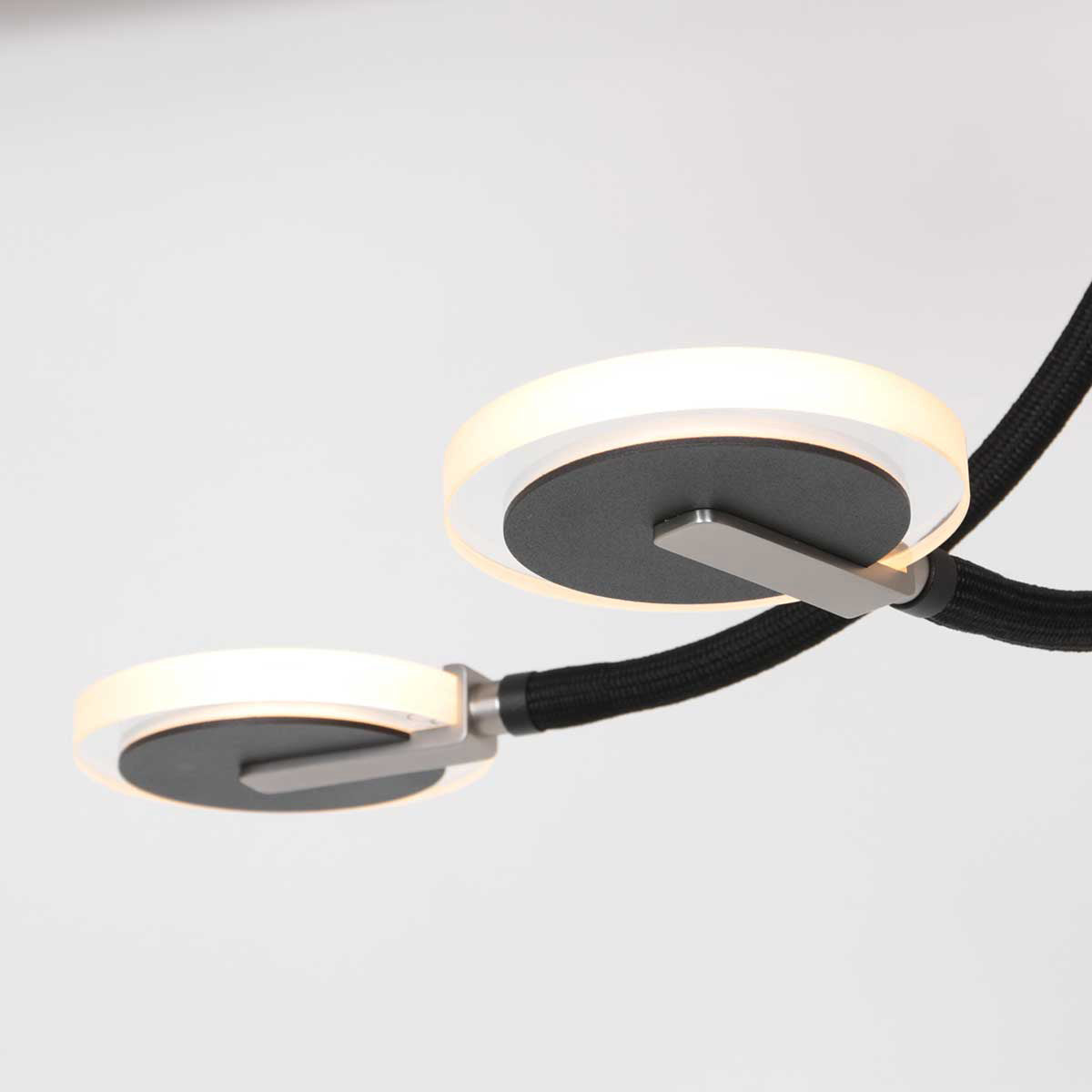 Deckenleuchte Turound 3375ZW – schwarze LED-Glasleuchte