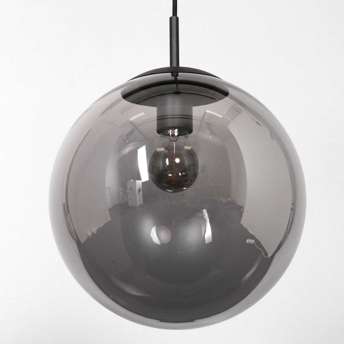 Suspension verre fumé boule Ø30, couloir et salle à manger | Bollique