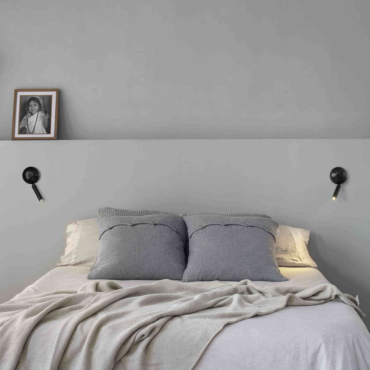 Applique murale LED Press en aluminium, noir, Ø 10,4 cm