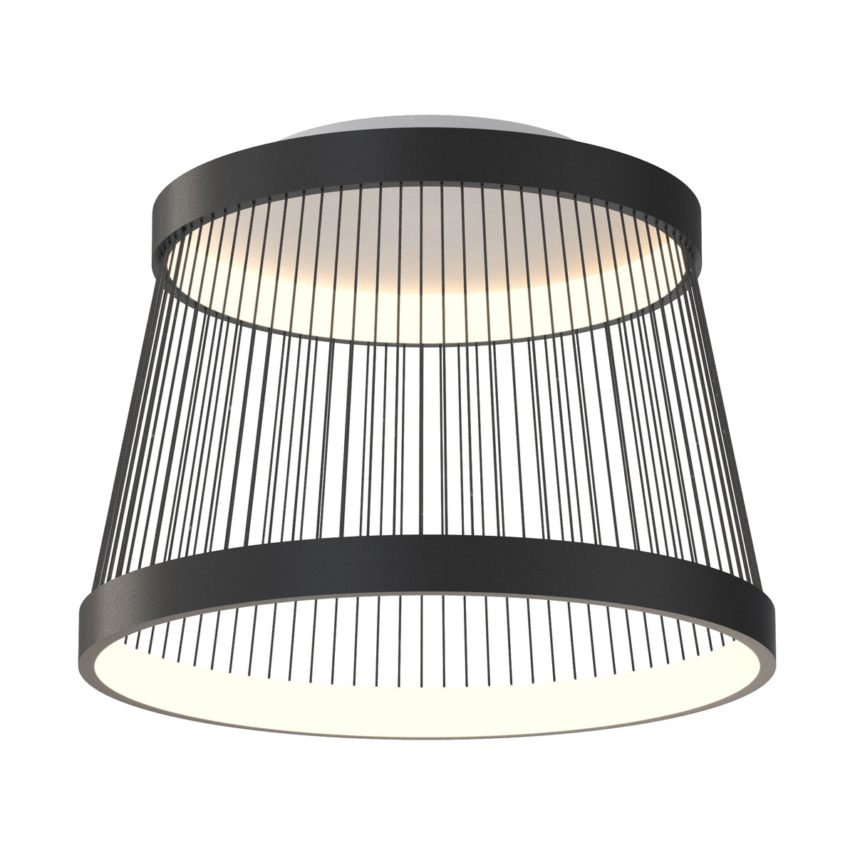 Même plafonnier allumé en ambiance, halo de lumière chaude sous le diffuseur