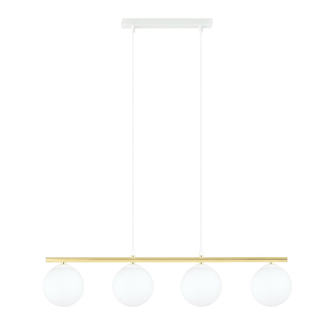 Vue de face centrée du luminaire aux quatre globes blancs opale