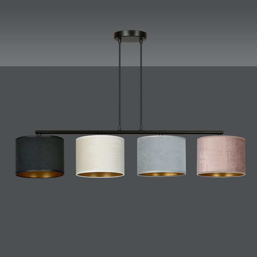 Vue de face du luminaire présenté sur fond gris anthracite, abat-jours alignés