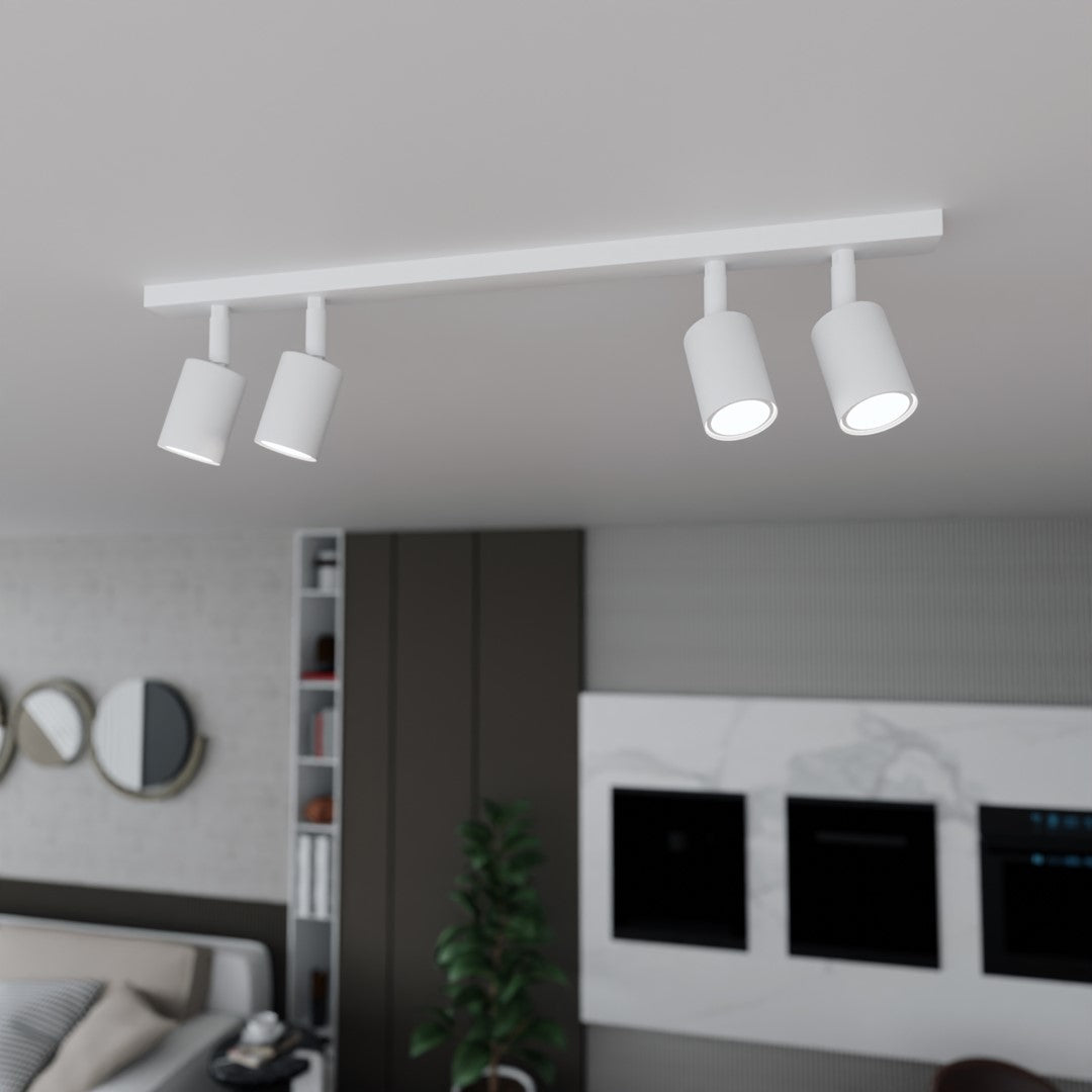 Vue en plongée du luminaire blanc installé au plafond d'un séjour contemporain.