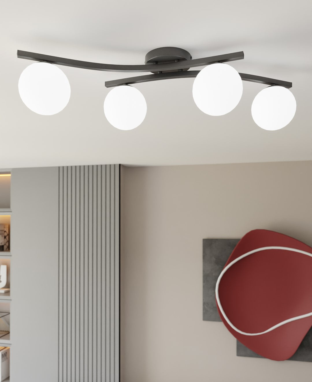 Plan rapproché du luminaire éclairé fixé au plafond d'une pièce moderne.