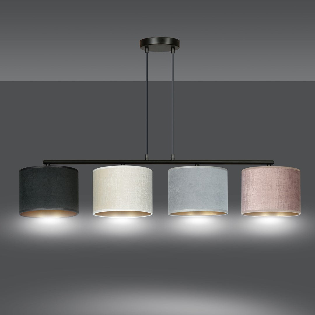 Luminaire allumé, lumière chaude diffusée vers le bas par les quatre cylindres