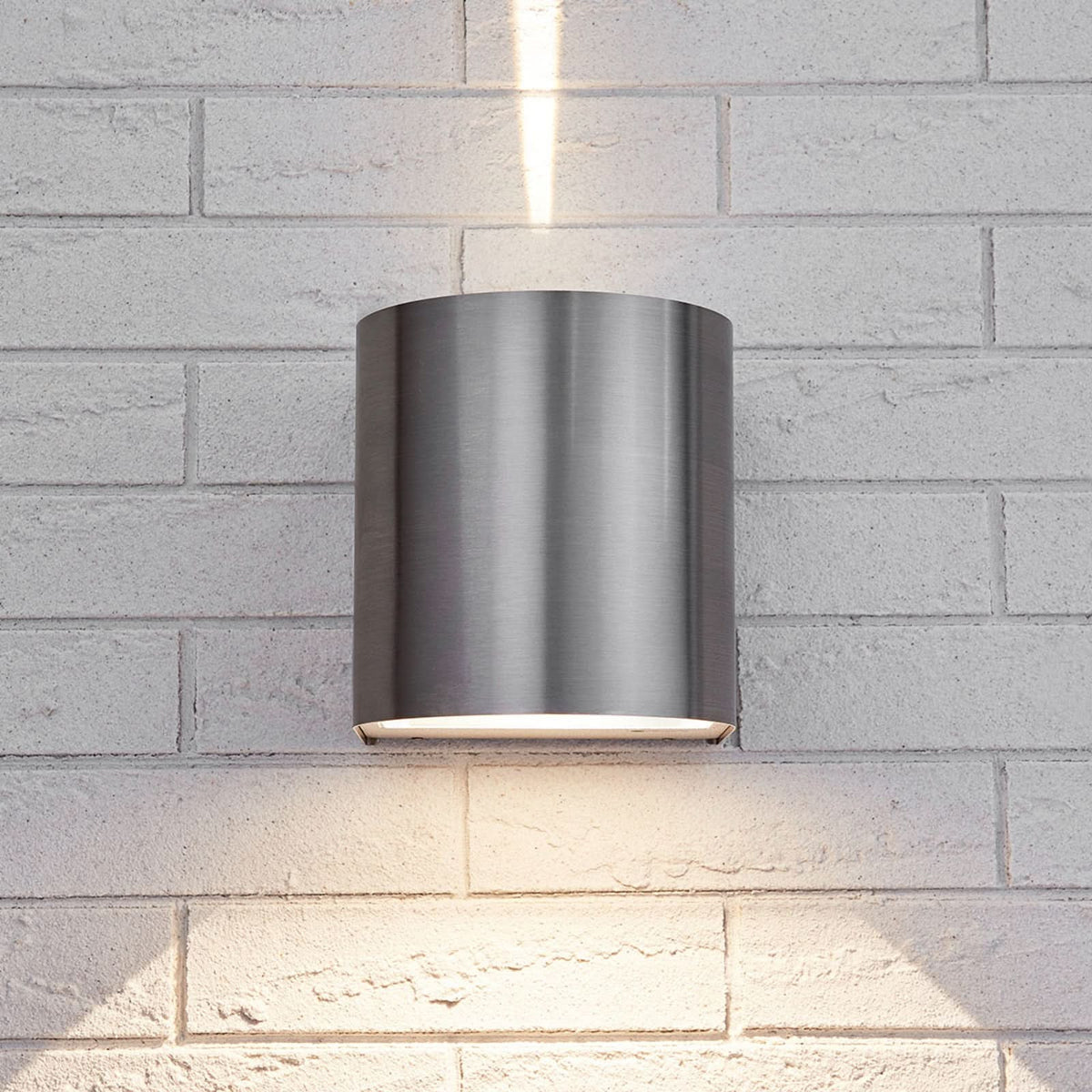 Applique d'extérieur LED Lenis en aluminium, acier inoxydable, hauteur 15,5 cm, IP44