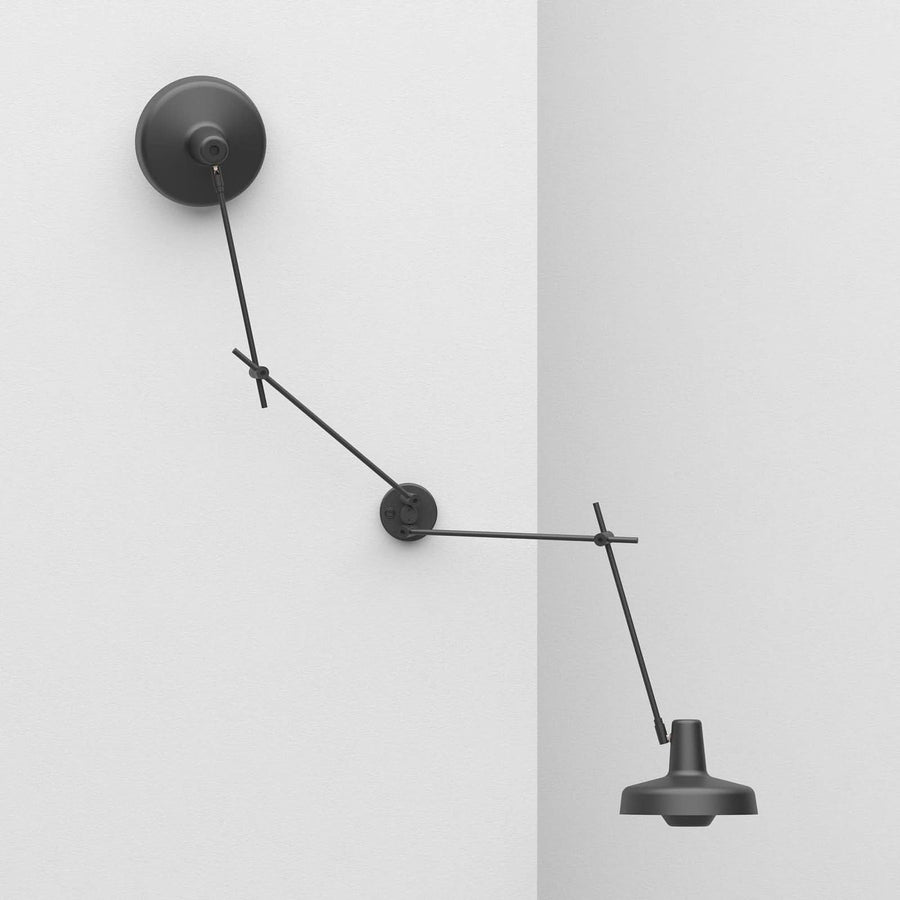 Applique murale Arigato 2 70 en aluminium, noir, 2 lumières, Ø 23 cm