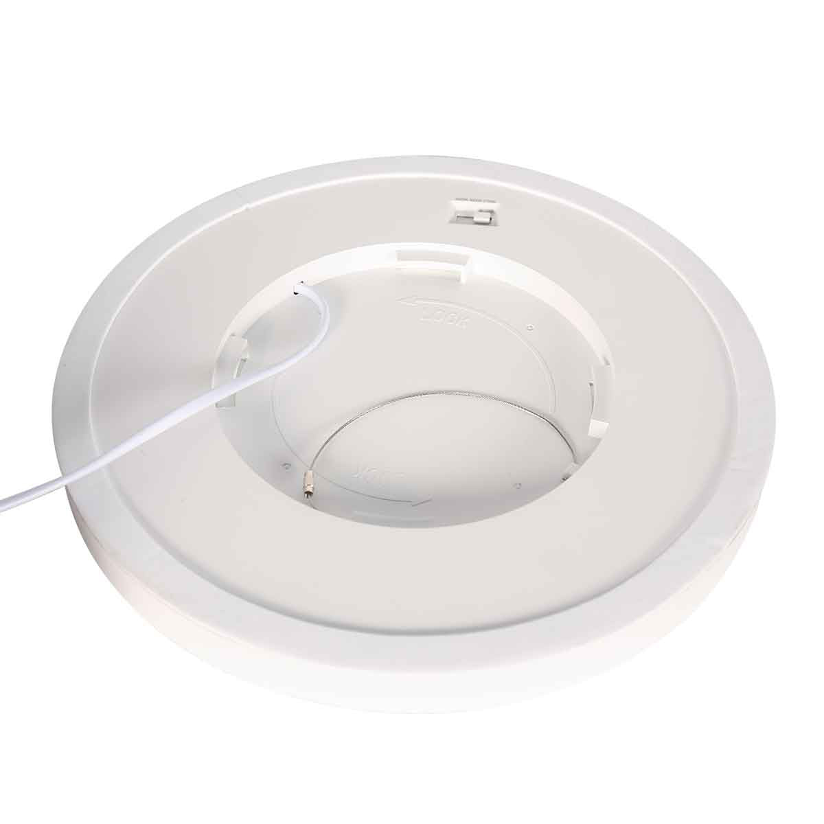 Vue arrière du plafonnier avec câble d'alimentation et étrier métallique apparent