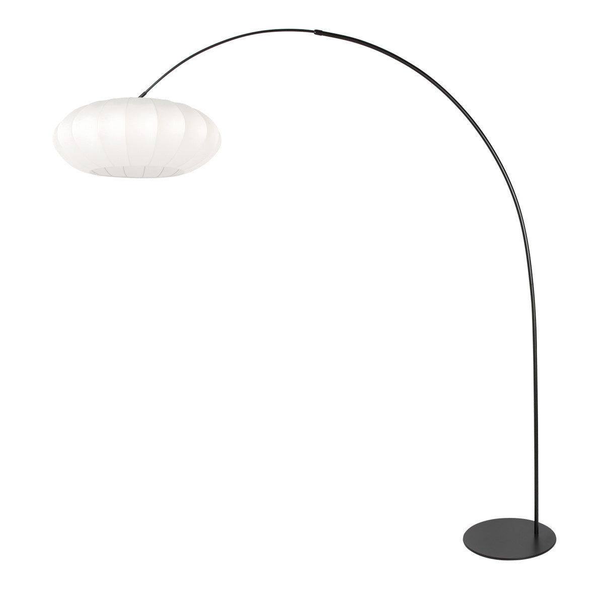 Même lampadaire vu de l'autre côté, abat-jour blanc à gauche et base noire à droite.
