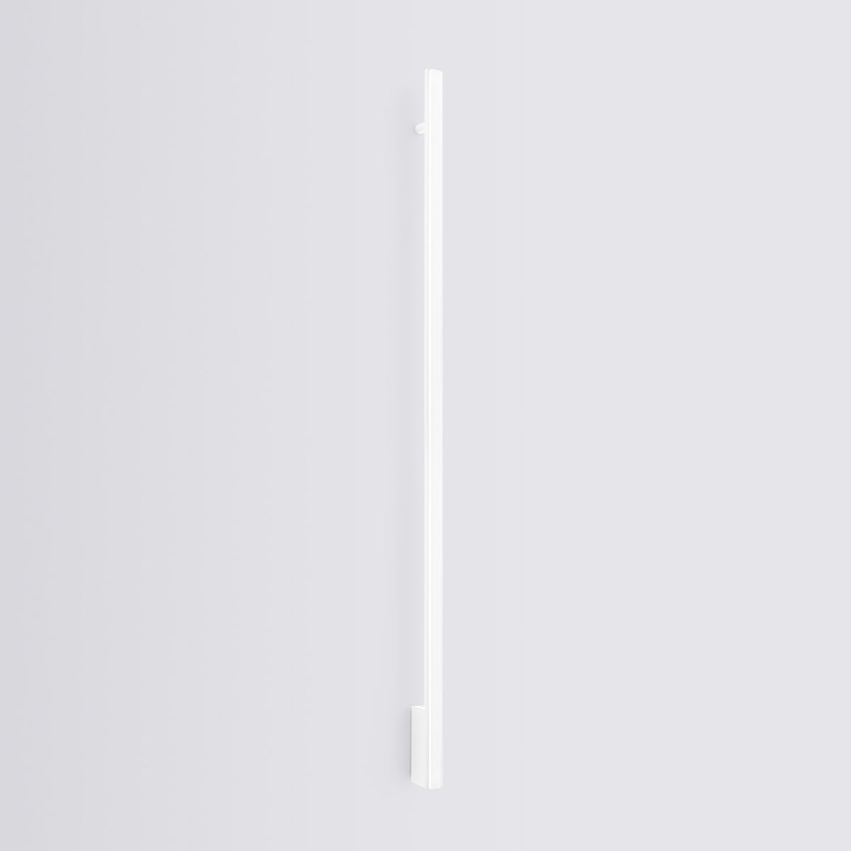 Profil blanc vu de face sur fond gris, ensemble du luminaire vertical