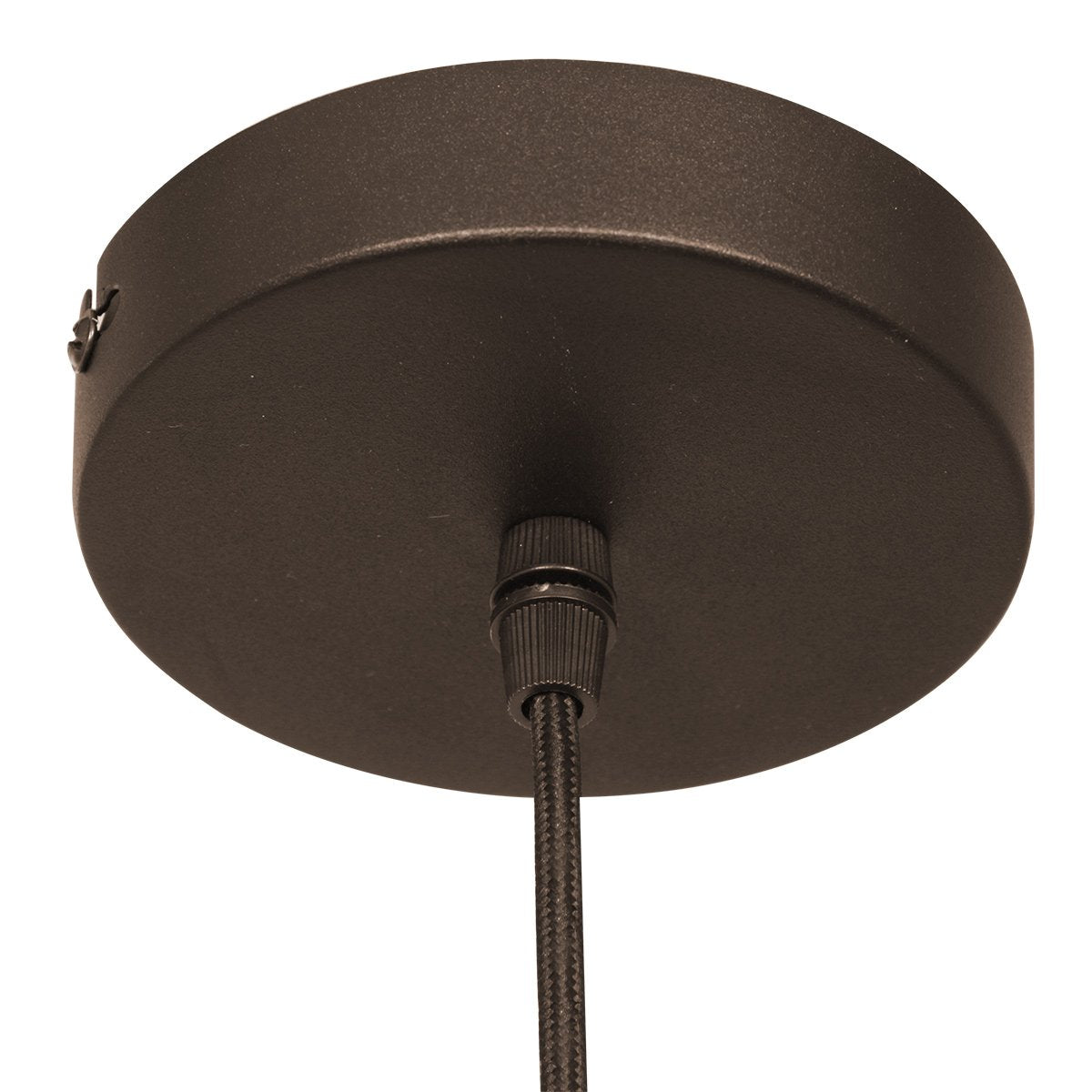 Détail de la rosace ronde en métal brun vue de dessous