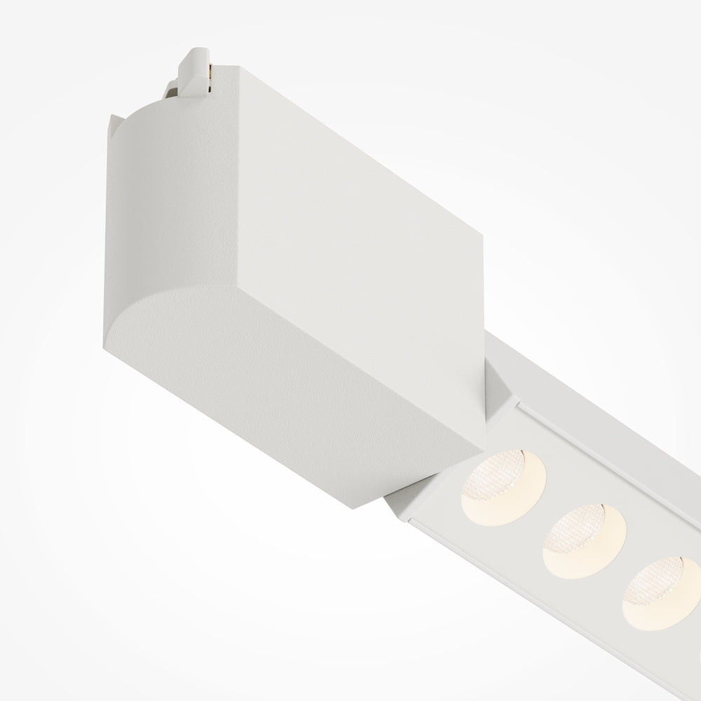 Détail rapproché des lentilles LED et de la finition blanche mate